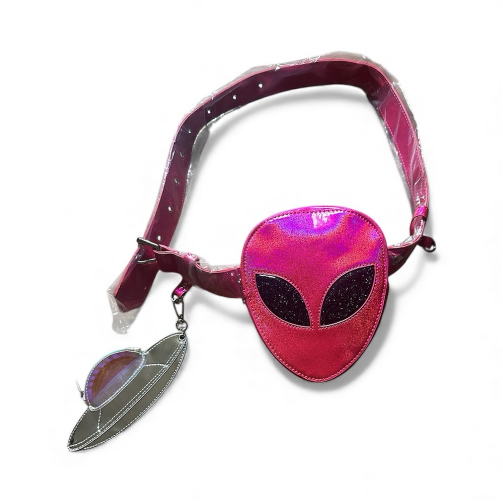 Dolls Kill holographic alien bag
